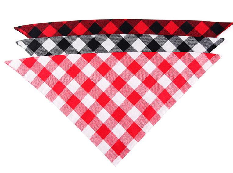 Cute Plaid Pet Bandana Bibs: Cozy Style for Your Pup! 🐾🎀