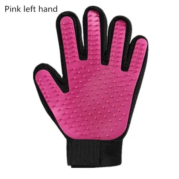 Turn Grooming into a Love Fest with the Pet Grooming Glove – Where Fur Meets Fun!