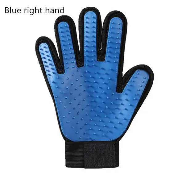 Turn Grooming into a Love Fest with the Pet Grooming Glove – Where Fur Meets Fun!