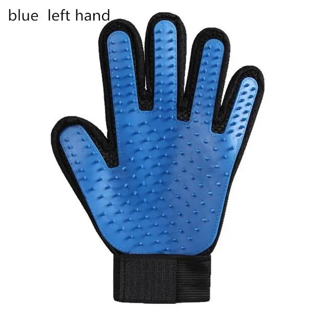 Turn Grooming into a Love Fest with the Pet Grooming Glove – Where Fur Meets Fun!